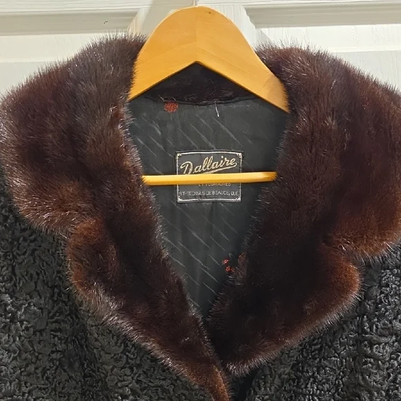 EUC. Vintage Persian Lamb Wool & Mink Furr Collar BY Dallaire 1950/60 - Picture 2 of 7